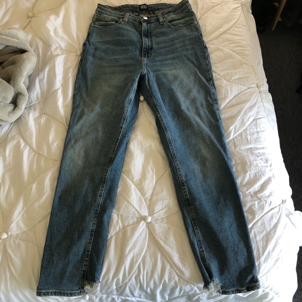 BDG girlfriend high-rise jeans size 30